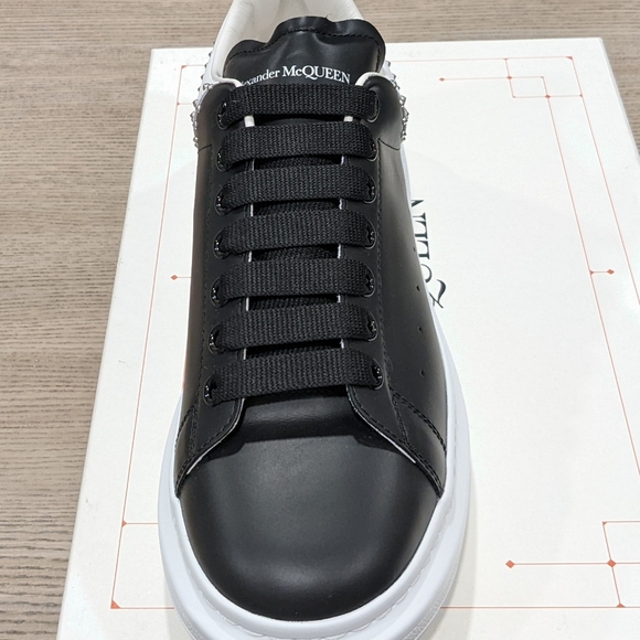 Mens Alexander McQueen Oversized Moto Leather Sneakers Black/White - Picture 2 of 6